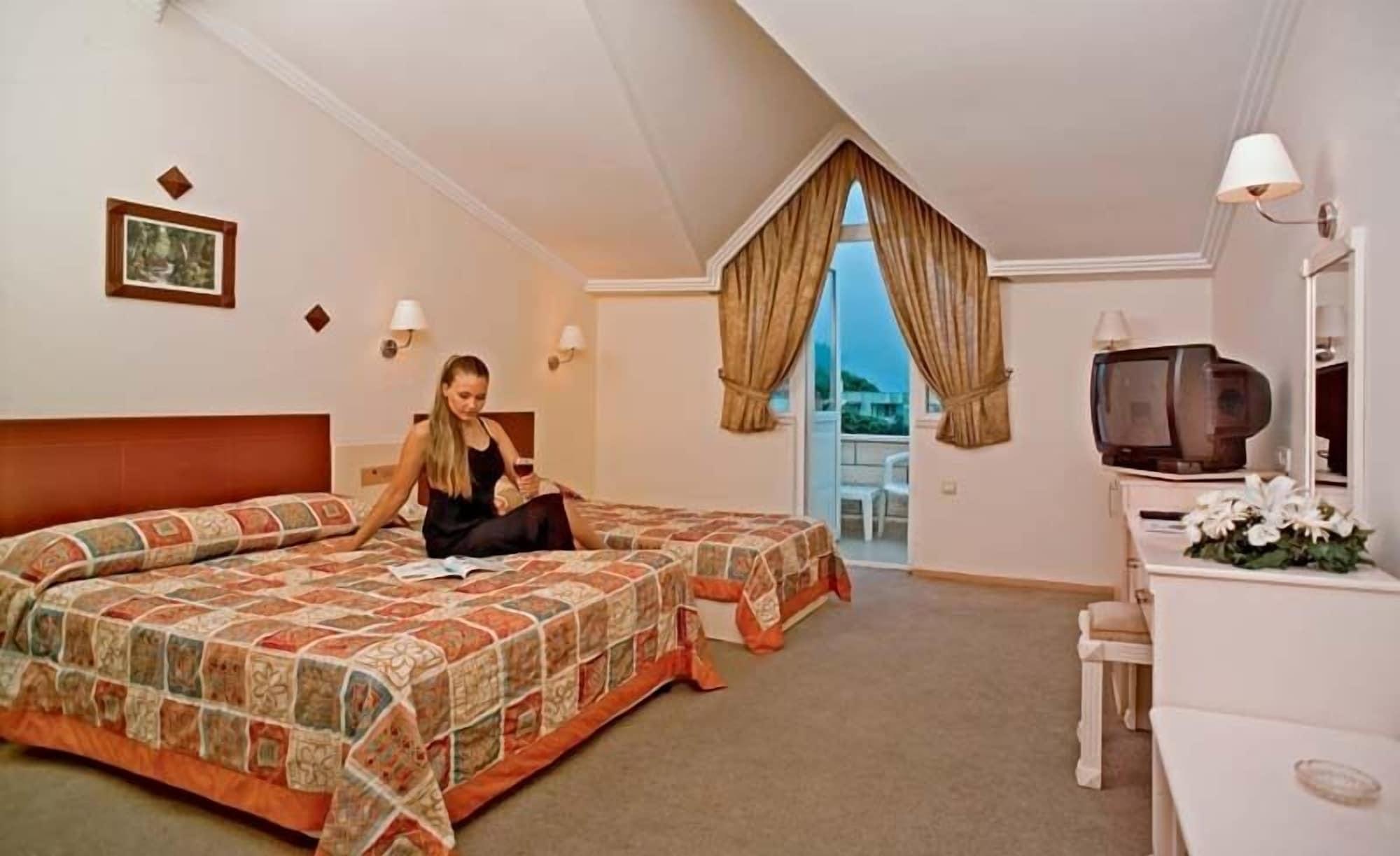 Havana Hotel Kemer Exterior foto